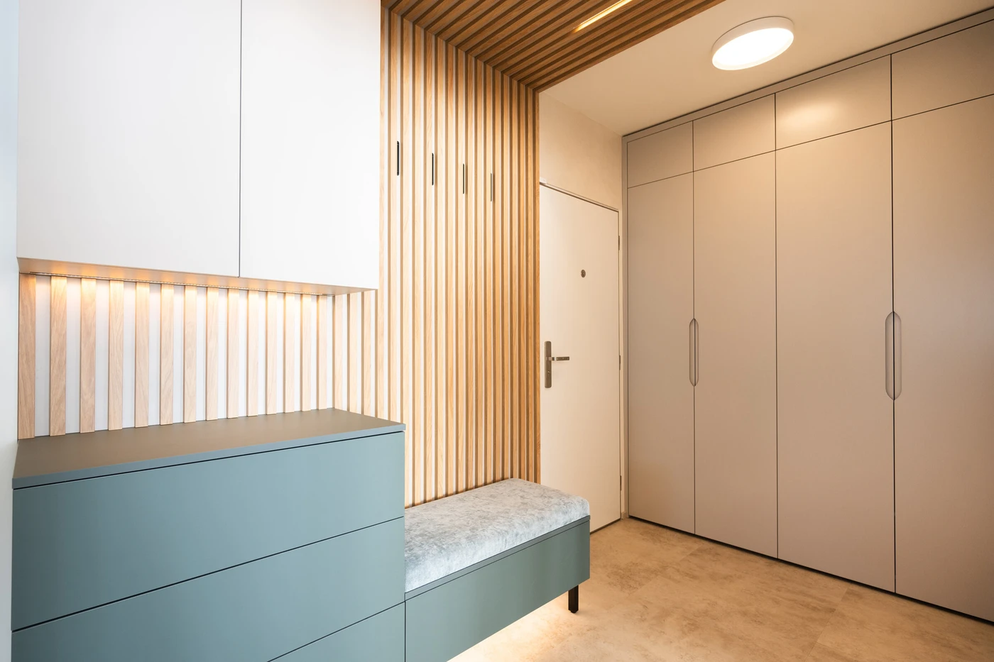 Smart Home Apartment — photo 3